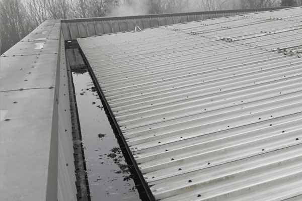 Industrial gutter cleaning specialists in Bedfordshire